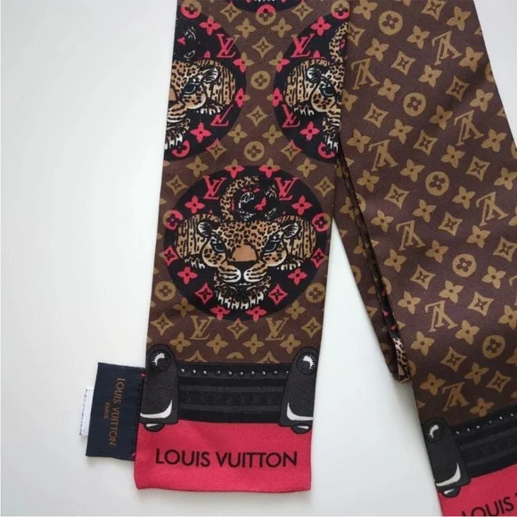 Louis Vuitton Monogram Brown and Red Scarf - Picture 5 of 11